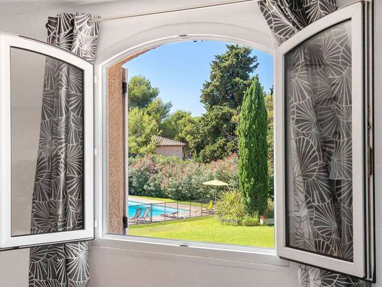 Maison Saint-Jean-de-Védas - 7 chambres - 327m²