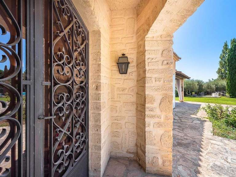 Maison Saint-Jean-de-Védas - 7 chambres - 327m²