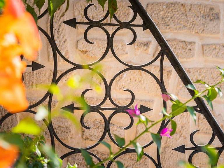 Maison Saint-Jean-de-Védas - 7 chambres - 327m²