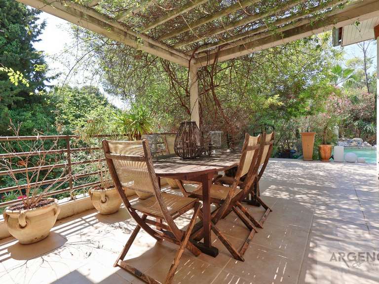 Maison Saint-Jean-de-Védas - 5 chambres - 255m²