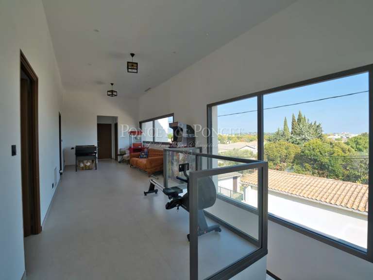 Maison Saint-Jean-de-Védas - 5 chambres - 212m²