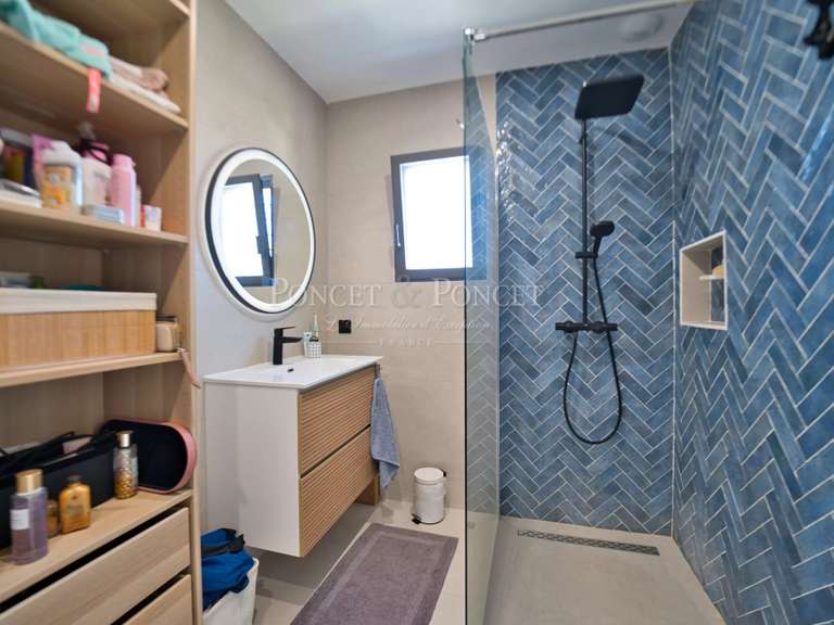 Maison Saint-Jean-de-Védas - 5 chambres - 212m²