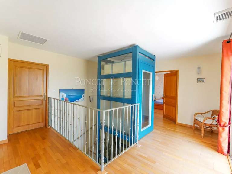 Maison Saint-Jean-de-Védas - 6 chambres - 550m²