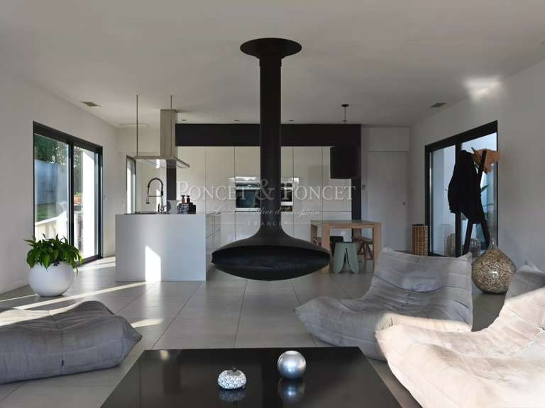 Maison Saint-Jean-de-Védas - 3 chambres - 164m²