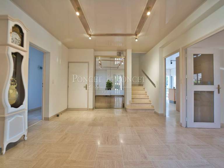 Maison Saint-Jean-de-Védas - 4 chambres - 299m²