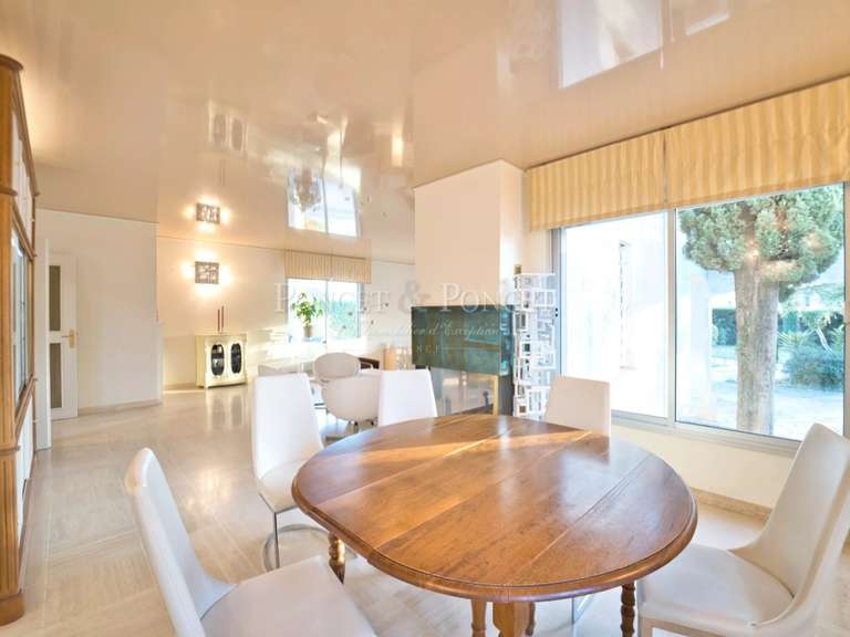 Maison Saint-Jean-de-Védas - 4 chambres - 299m²