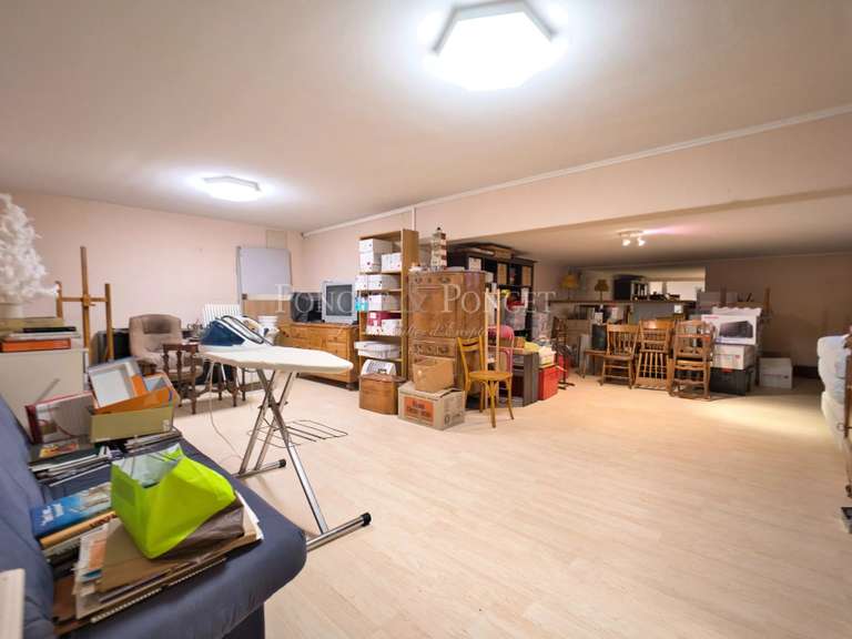 Maison Saint-Jean-de-Védas - 4 chambres - 299m²