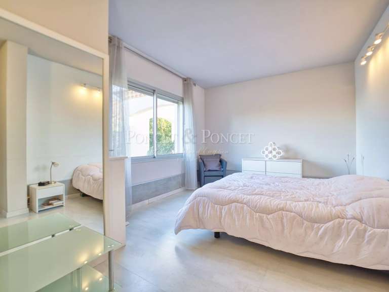 Maison Saint-Jean-de-Védas - 4 chambres - 299m²