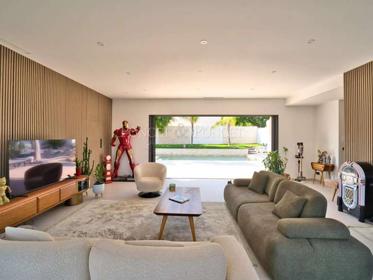 House Saint-Jean-de-Védas - 5 bedrooms - 212m²