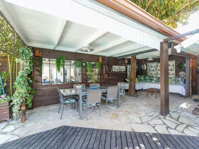 Maison Saint-Jean-de-Védas - 4 chambres - 175m²