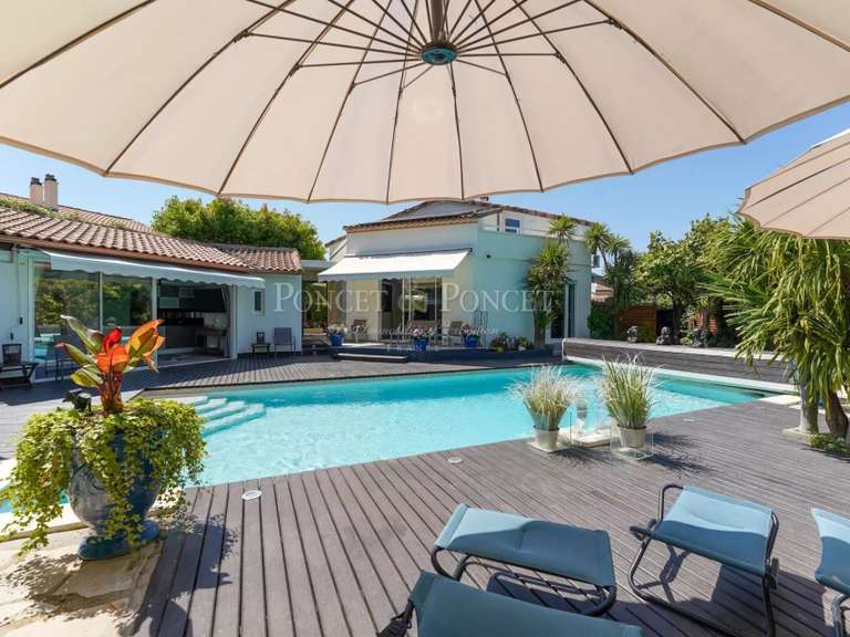 Maison Saint-Jean-de-Védas - 4 chambres - 175m²