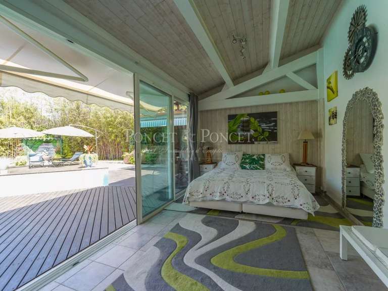 Maison Saint-Jean-de-Védas - 4 chambres - 175m²
