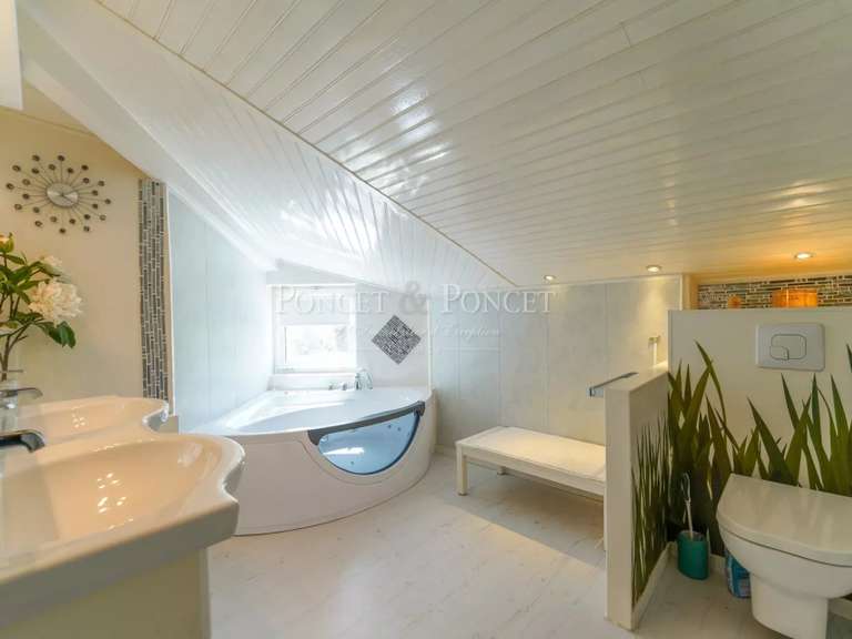 Maison Saint-Jean-de-Védas - 4 chambres - 175m²