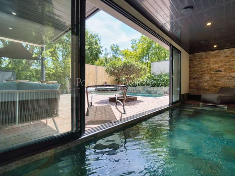 Maison Saint-Jean-de-Védas - 6 chambres - 220m²