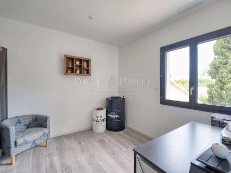 Maison Saint-Jean-de-Védas - 6 chambres - 220m²
