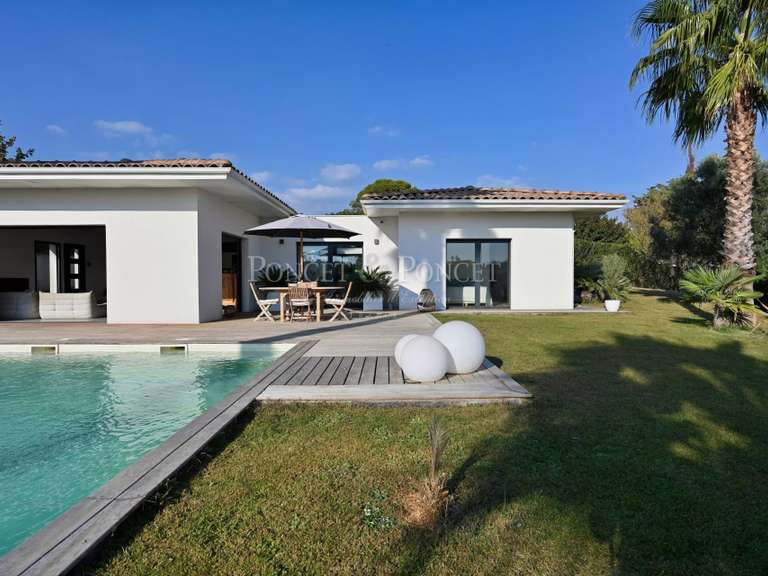 Maison Saint-Jean-de-Védas - 3 chambres - 164m²