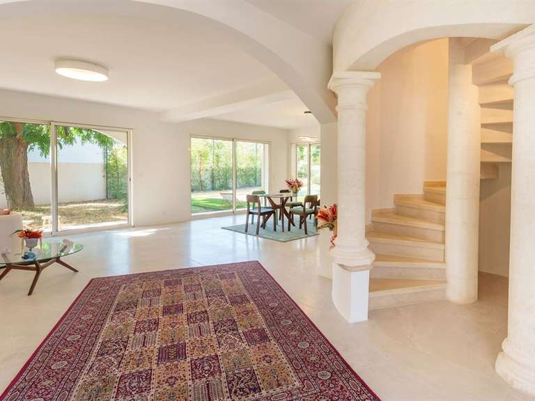 Maison Saint-Jean-de-Védas - 5 chambres - 271m²