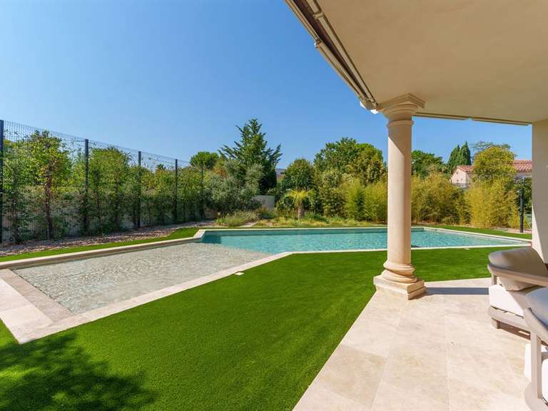 Maison Saint-Jean-de-Védas - 5 chambres - 271m²