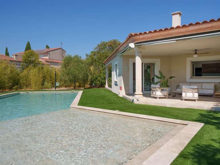 Maison Saint-Jean-de-Védas - 5 chambres - 271m²