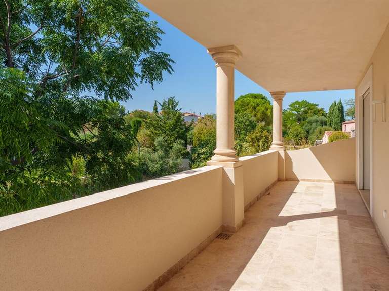 Maison Saint-Jean-de-Védas - 5 chambres - 271m²