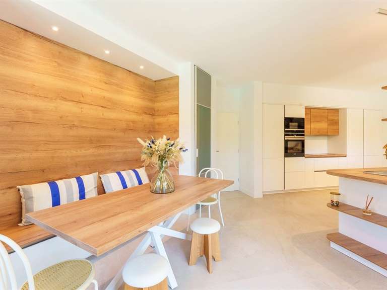 Maison Saint-Jean-de-Védas - 5 chambres - 271m²