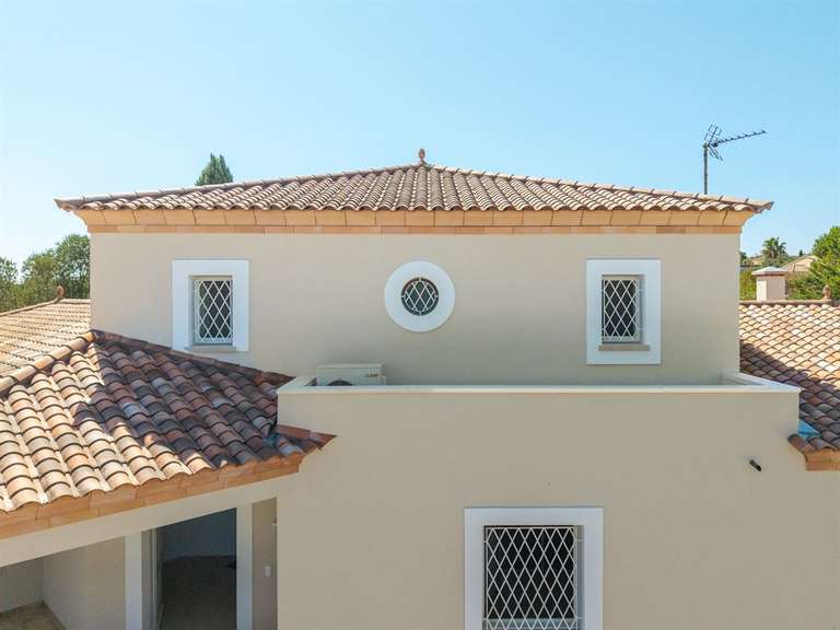 Maison Saint-Jean-de-Védas - 5 chambres - 271m²