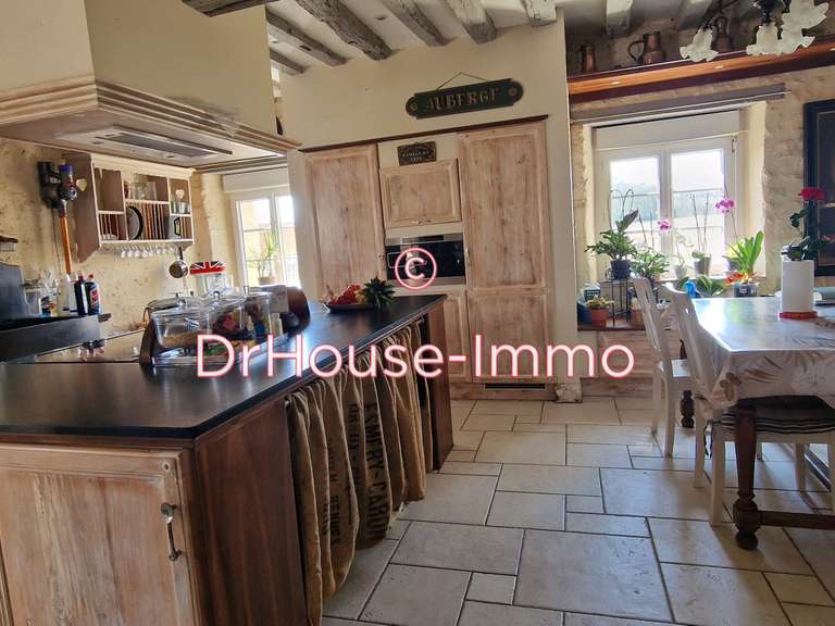 Villa Saint-Jean-des-Échelles - 5 chambres - 364m²