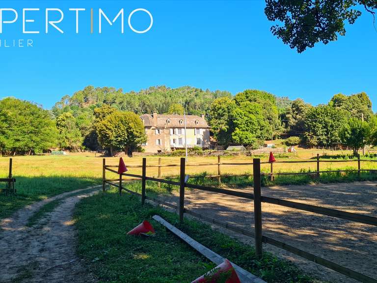 Maison Saint-Jean-du-Gard - 5 chambres - 338m²