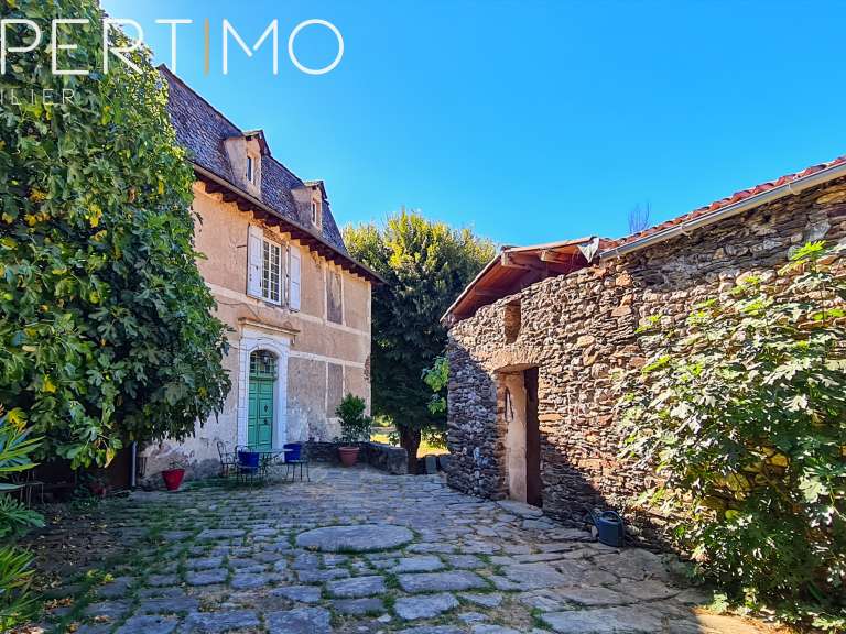 Maison Saint-Jean-du-Gard - 5 chambres - 338m²