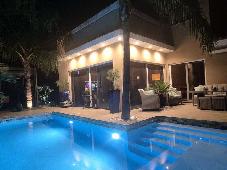 Maison Saint-Jean-Lasseille - 4 chambres - 165m²