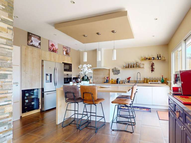 Maison Saint-Jean-Lasseille - 4 chambres - 165m²