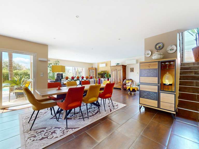 Maison Saint-Jean-Lasseille - 4 chambres - 165m²