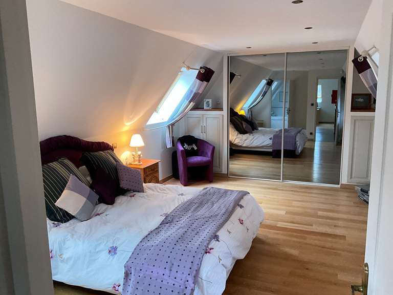 Maison Saint-Jean-Lespinasse - 4 chambres - 205m²