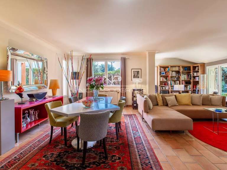 Maison Saint-Jeannet - 4 chambres - 180m²