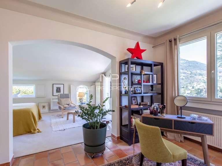 Maison Saint-Jeannet - 4 chambres - 180m²