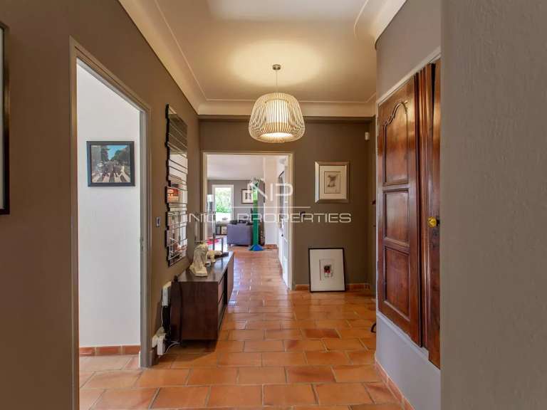 Maison Saint-Jeannet - 4 chambres - 180m²