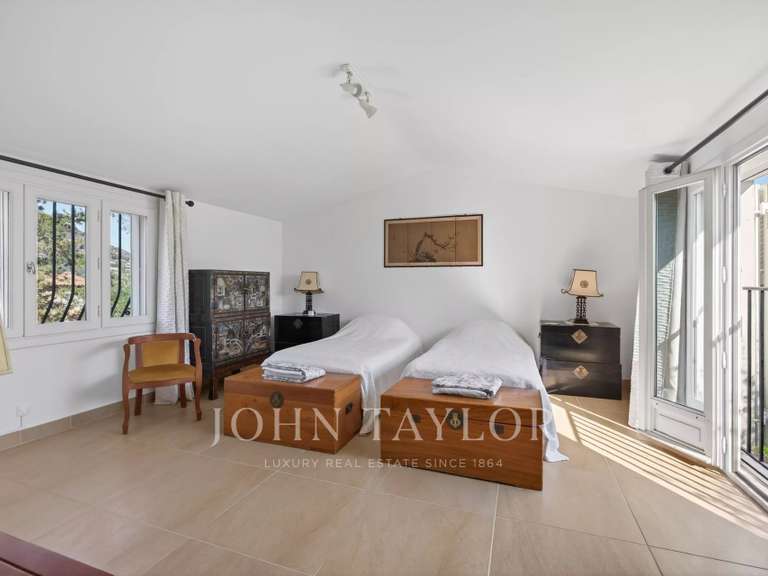 Maison Saint-Jeannet - 4 chambres - 120m²