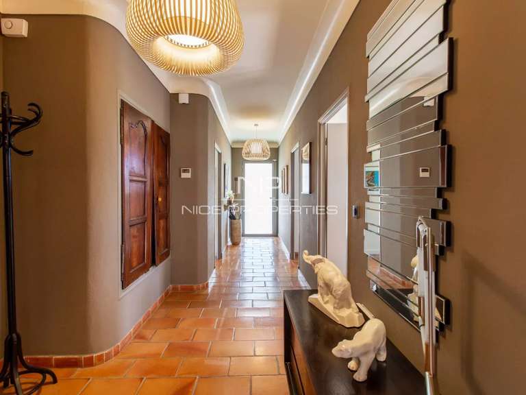 Villa Saint-Jeannet - 4 chambres - 180m²