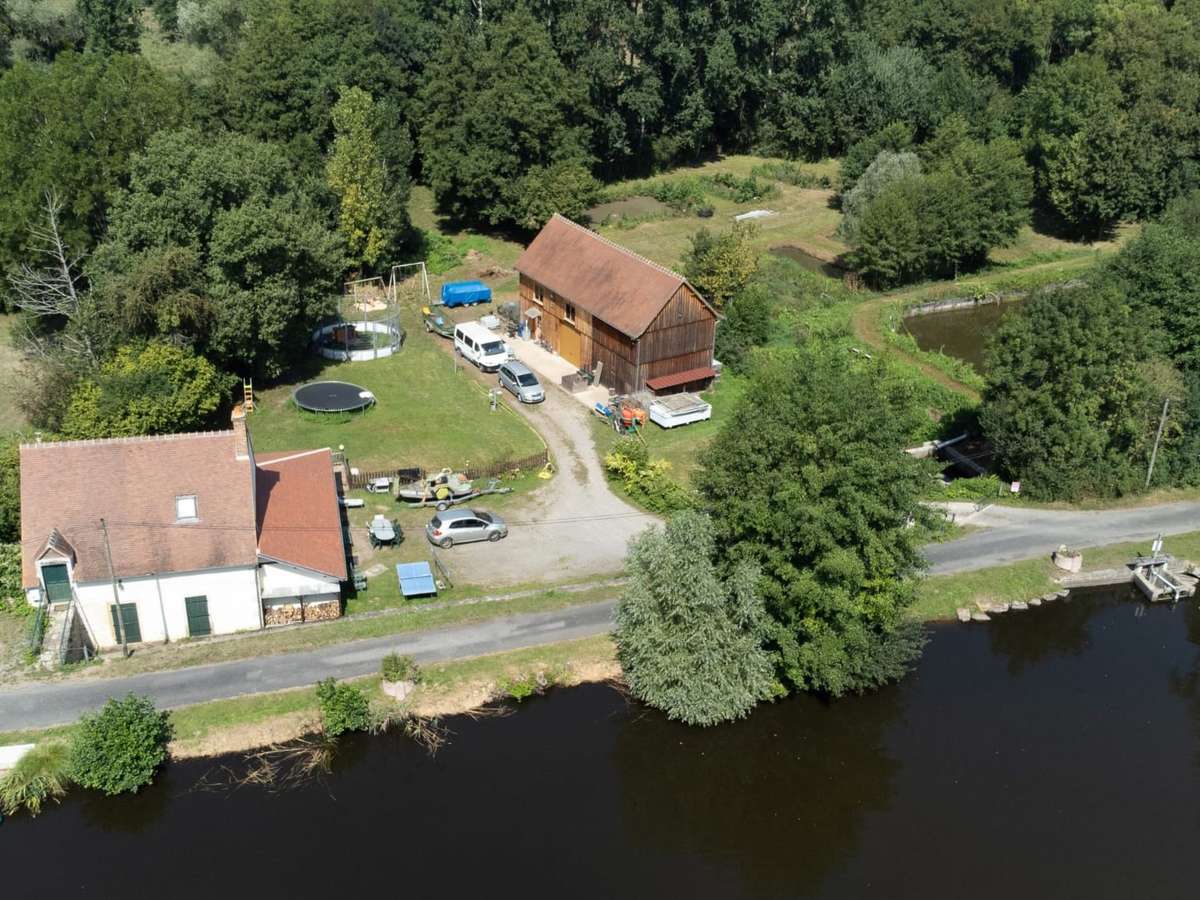 Property Saint-Jeanvrin