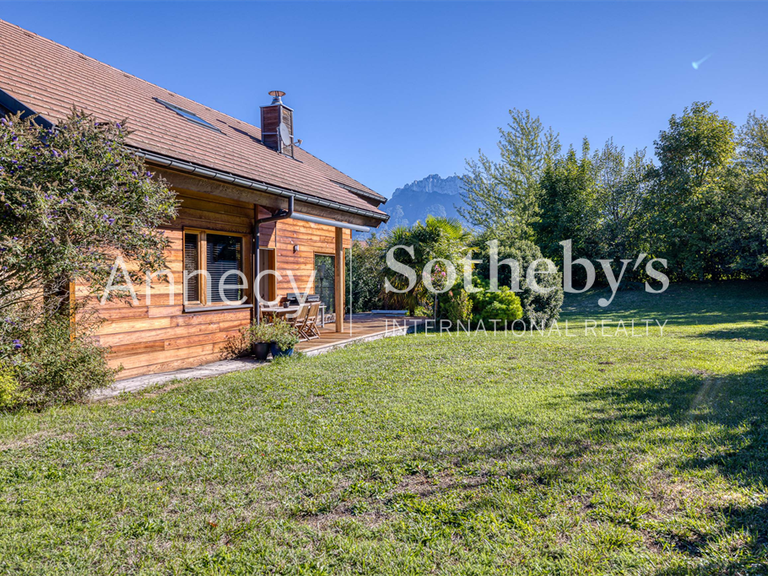 House Saint-Jorioz - 5 bedrooms - 177m²