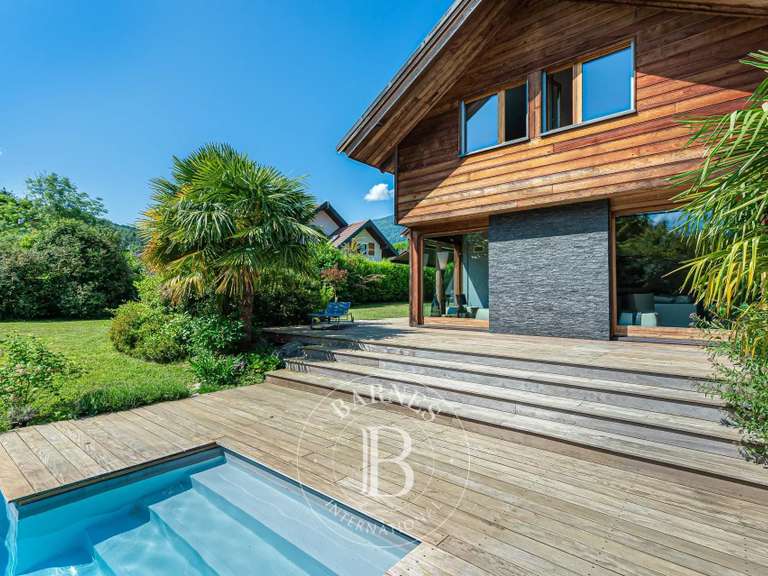 Maison Saint-Jorioz - 5 chambres - 177m²