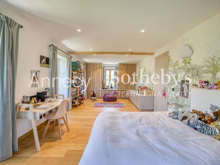 House Saint-Jorioz - 6 bedrooms - 373m²