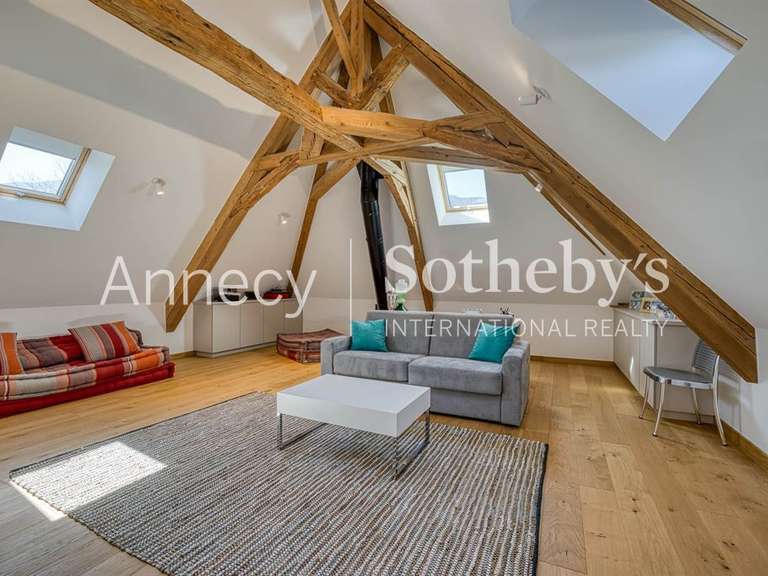 House Saint-Jorioz - 6 bedrooms - 373m²