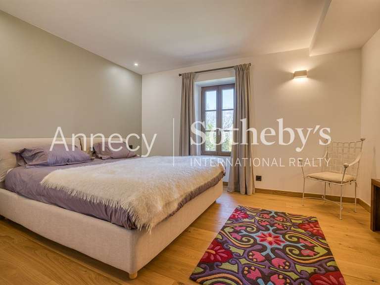 House Saint-Jorioz - 6 bedrooms - 373m²