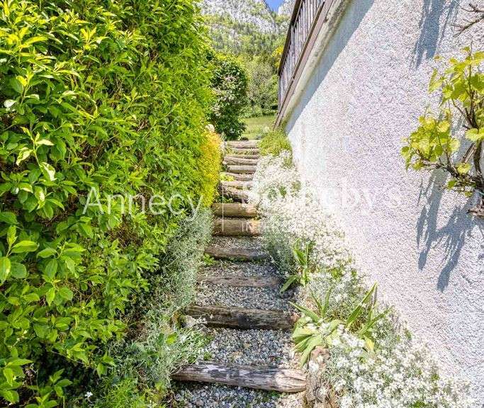 Maison Saint-Jorioz - 6 chambres - 260m²