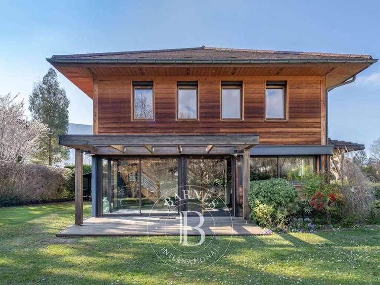 Maison Saint-Jorioz - 3 chambres - 128m²