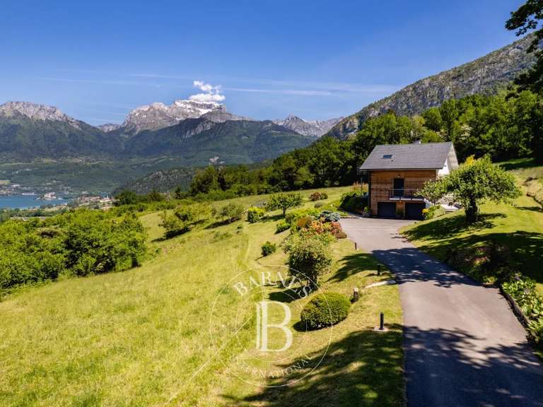 Maison Saint-Jorioz - 2 chambres - 106m²