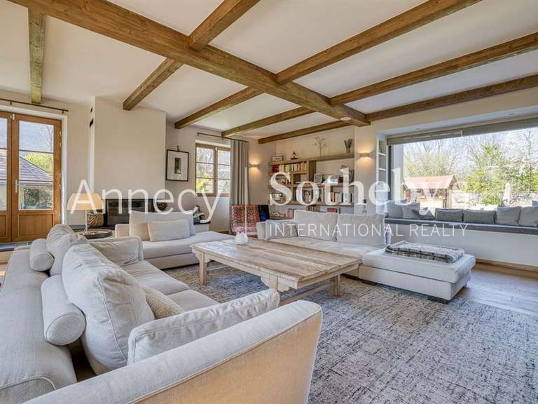 House Saint-Jorioz - 6 bedrooms - 373m²