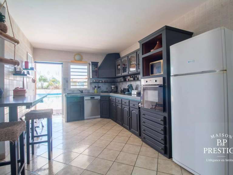 Villa avec Vue sur mer Saint-Joseph - 5 chambres - 210m²