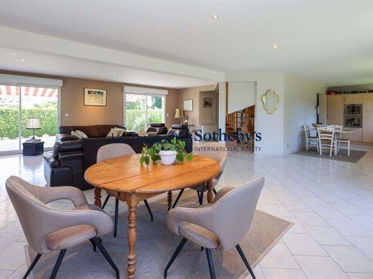 Maison Saint-Josse - 4 chambres - 270m²